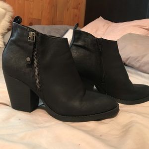 Blacks Booties
